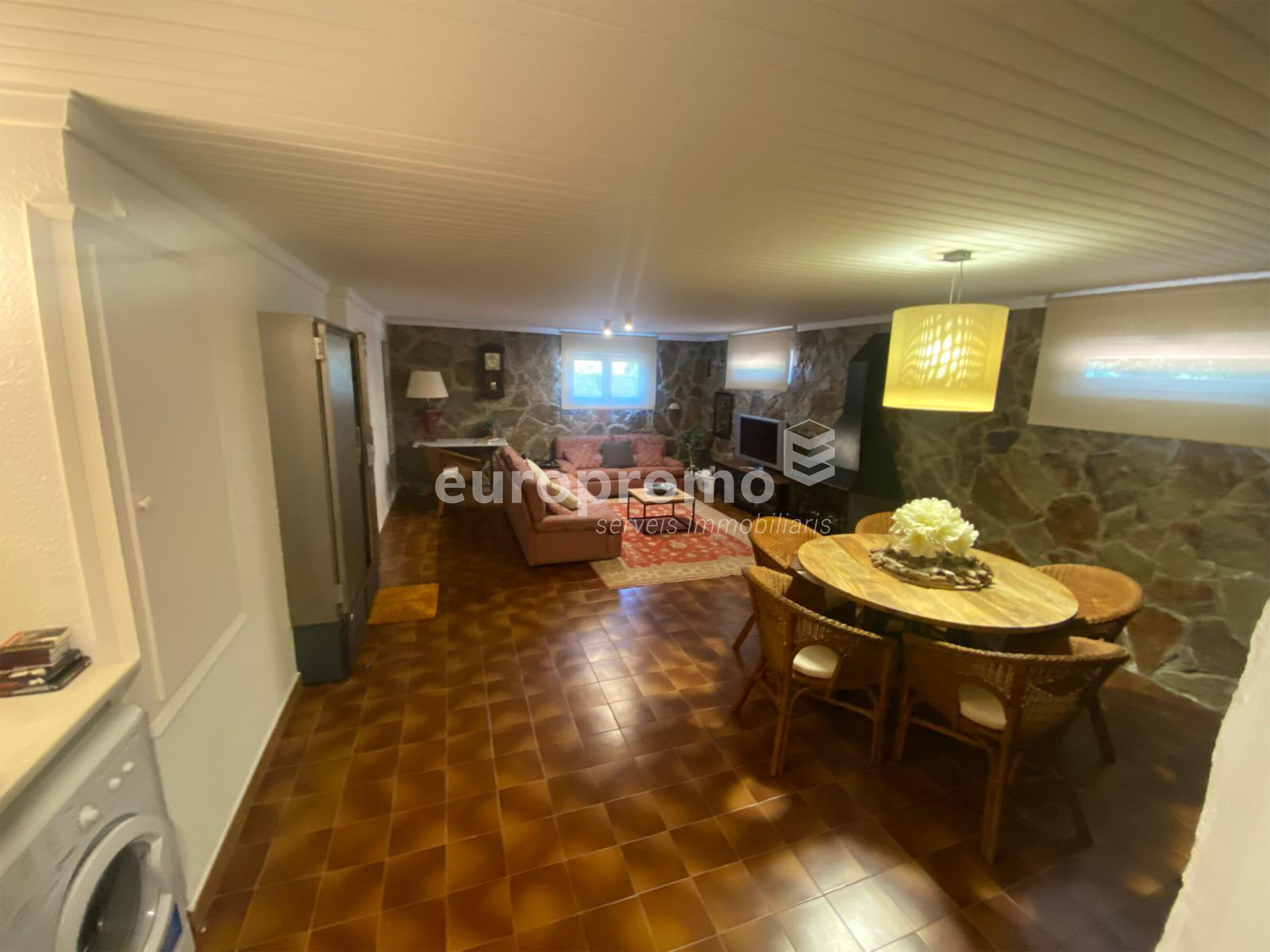 Espectacular casa de lujo situada en Canet d'Adri!!